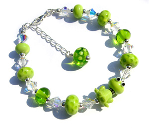 Filbert the frog lampwork bead bracelet sterling silver findings